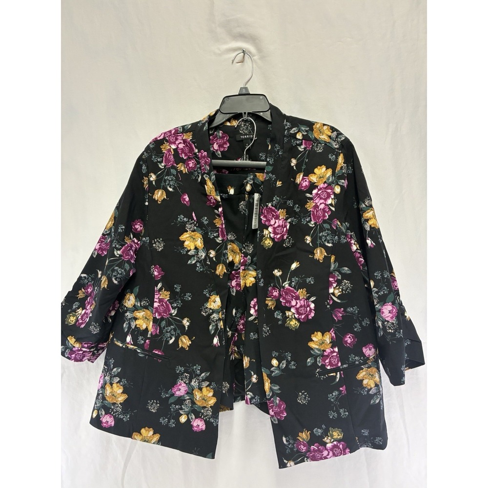 Torrid 2 Pc Floral Blazer Shorts Set Women's Plus Size 24 NWT Black